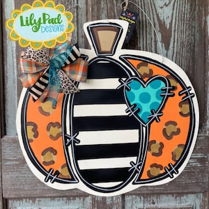 Door Hanger Template -Patchwork heart pumpkin