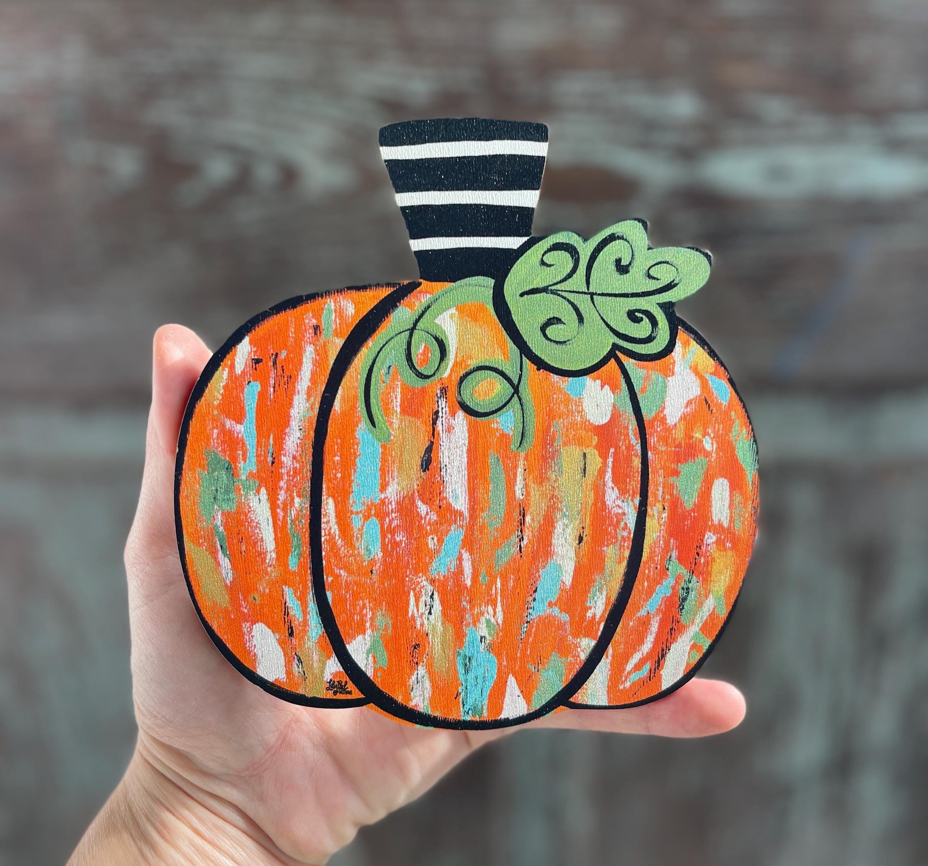 Abstract pumpkin “LilyPad Little” attachment