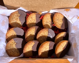 Gourmet Large Cookie Box, Dozen Artisan Cookies, Almond Coconut Financiers, Spiced Spelt Cookies