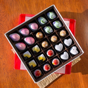 Assorted Large 25-Piece Chocolate Box, Gourmet Handmade Bonbons, Artisan Ganaches and Caramels, Unique Gift, Luxury Chocolates