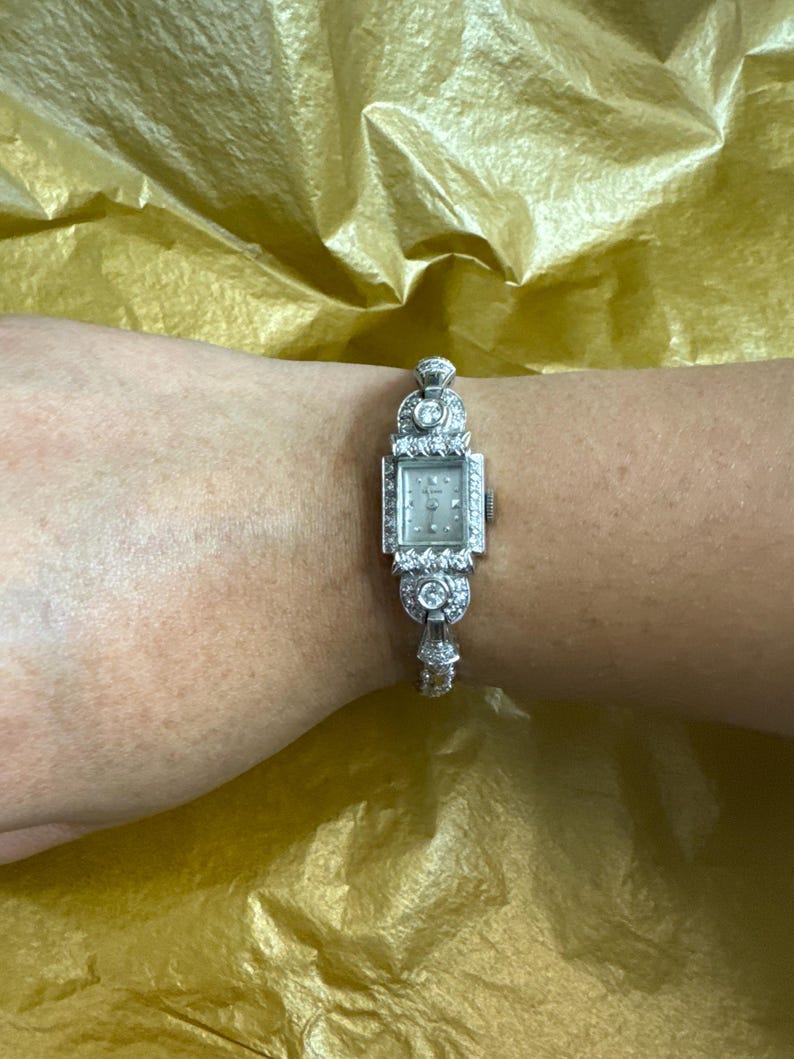 14k witgouden vintage LaFemme diamanten horloge afbeelding 3