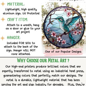 Puede incluir: Un letrero redondo de metal con un dise&ntilde;o de vitral de un colibr&iacute; en vuelo con flores rosas. El letrero est&aacute; protegido contra los rayos UV y viene con un colgador. El texto "One of our Popular Designs" est&aacute; en la parte inferior de la imagen.
