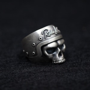 Silver Skull Ring, Skull Rings for Men, Silver Biker Skull Ring, Oxidized Silver Biker Ring, Handmade Sterling Silver Gothic Biker Ring