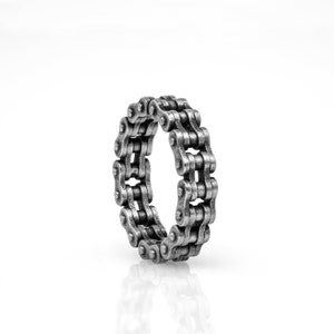 Machine Band Ring, Steampunk Wheel Ring, Victorian Style Band, Industrial Chic Ring, Vintage Mechanic Band, Retro Gear Ring