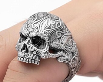 Skull Ring, Wind Design, Sterling Silver, Gothic Jewelry, Windy Skull, Unique Ring, Edgy Style, Biker Ring, Punk Accessory