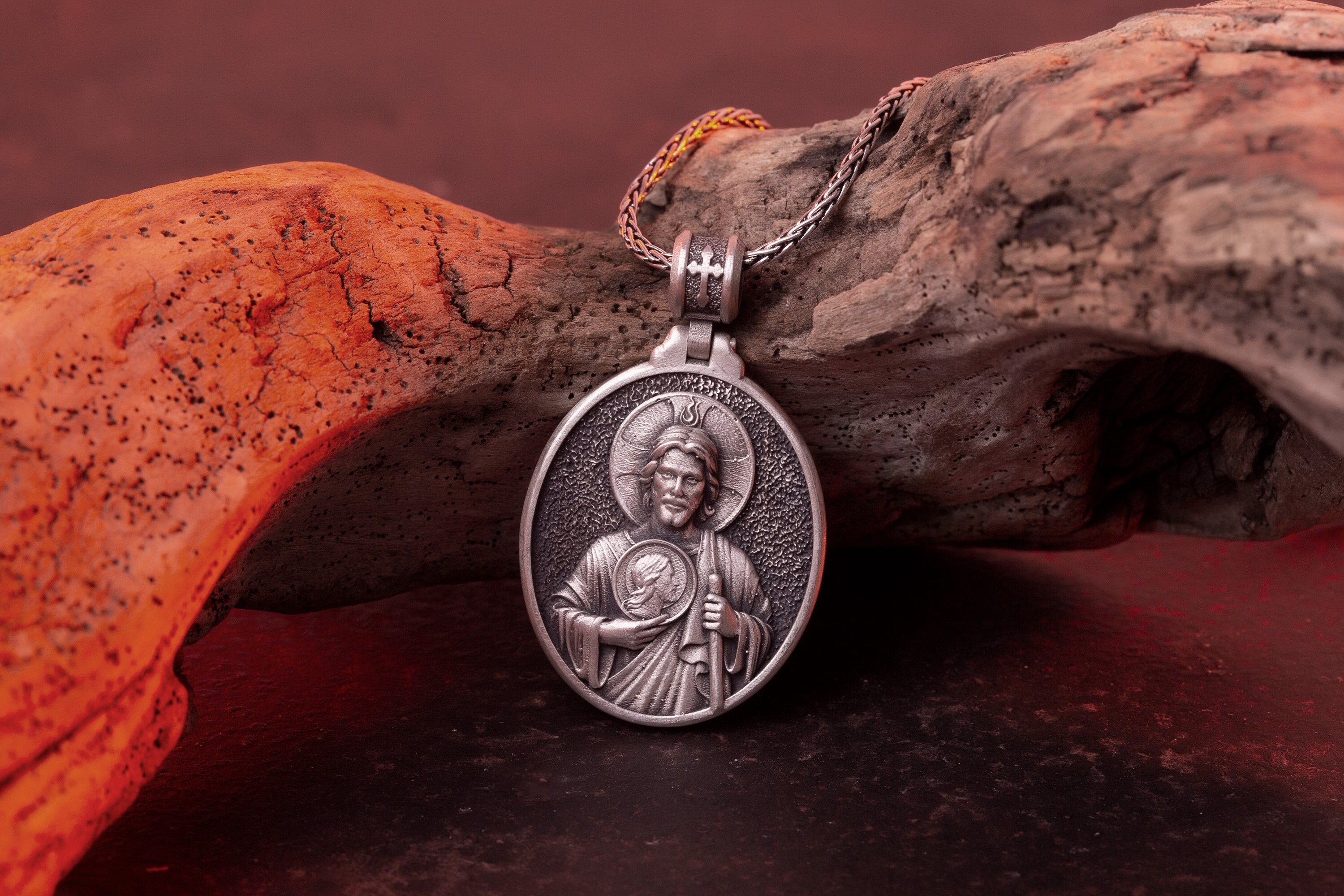 Saint christopher 2024 pendant dark