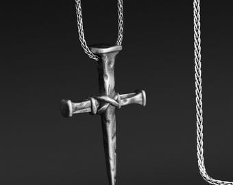 Rustic Nail Cross Necklace – 925 Silver Crucifix Pendant – Symbol of Faith & Sacrifice – Christian Gift for Him