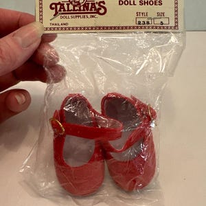 VTG Tallinn’s Doll Shoes Size 5 Red Mary Jane’s Made in Thailand