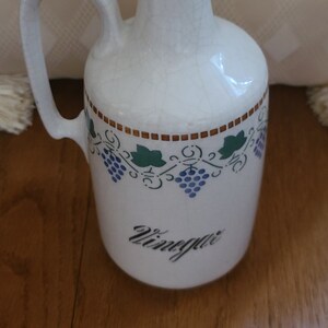 Vinegar Cruet Made in Germany Grapes no Stopper