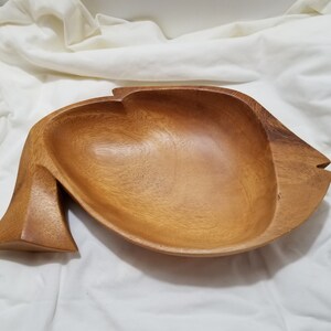 Hand Carved Monkey Pod Fish Tray Bowl