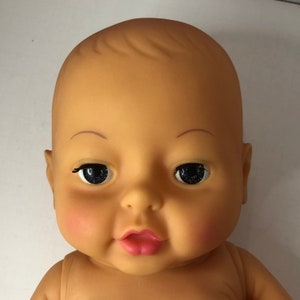 Vintage Vinyl 1997 Cititoy Baby Newborn Doll Eye Lashes Blue Eyes Umbilical Cord
