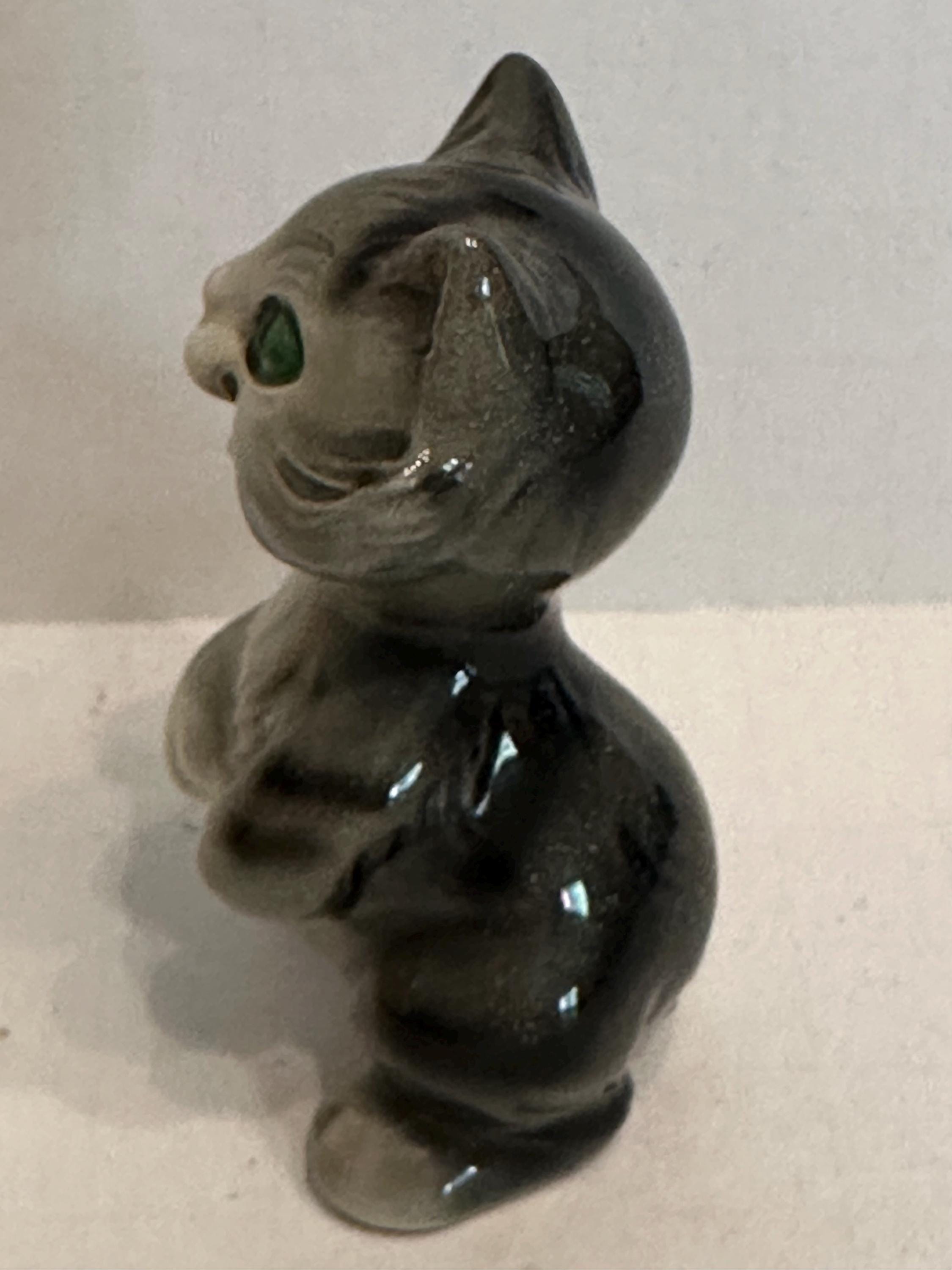 Goebel Porcelain Grey Tabby Cat Figurine 235A West Germany No