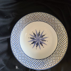 Star Celestial Bowl Victoria Beale Williamsburg Porcelain Salad Plate Bowl 9 inches