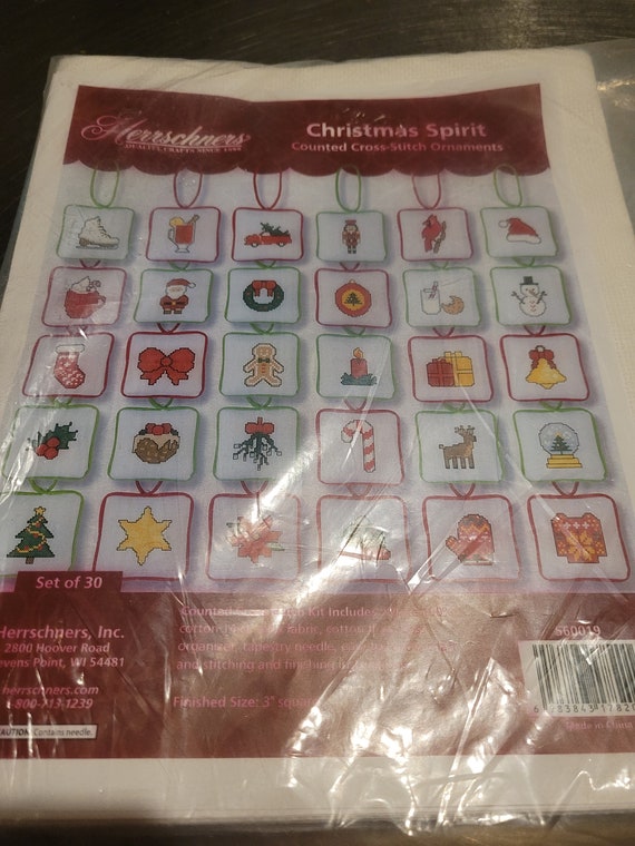 Herrschners Classic Christmas Greeting Cards Stamped Cross-Stitch Kit
