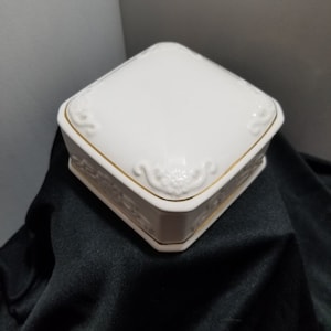 White Porcelain Minimalist Classic Trinket Vanity Box Paul Sebastian
