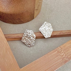 Hexagon gold studs, hammered geometric studs, irregular gold studs, statement earrings, minimalist earrings, everyday earrings, gift for her