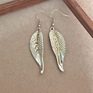 Gold leaf drop earrings, textured leaf earrings, gold boho earrings, floral earrings, nature earrings, minimalist earrings, gift for her