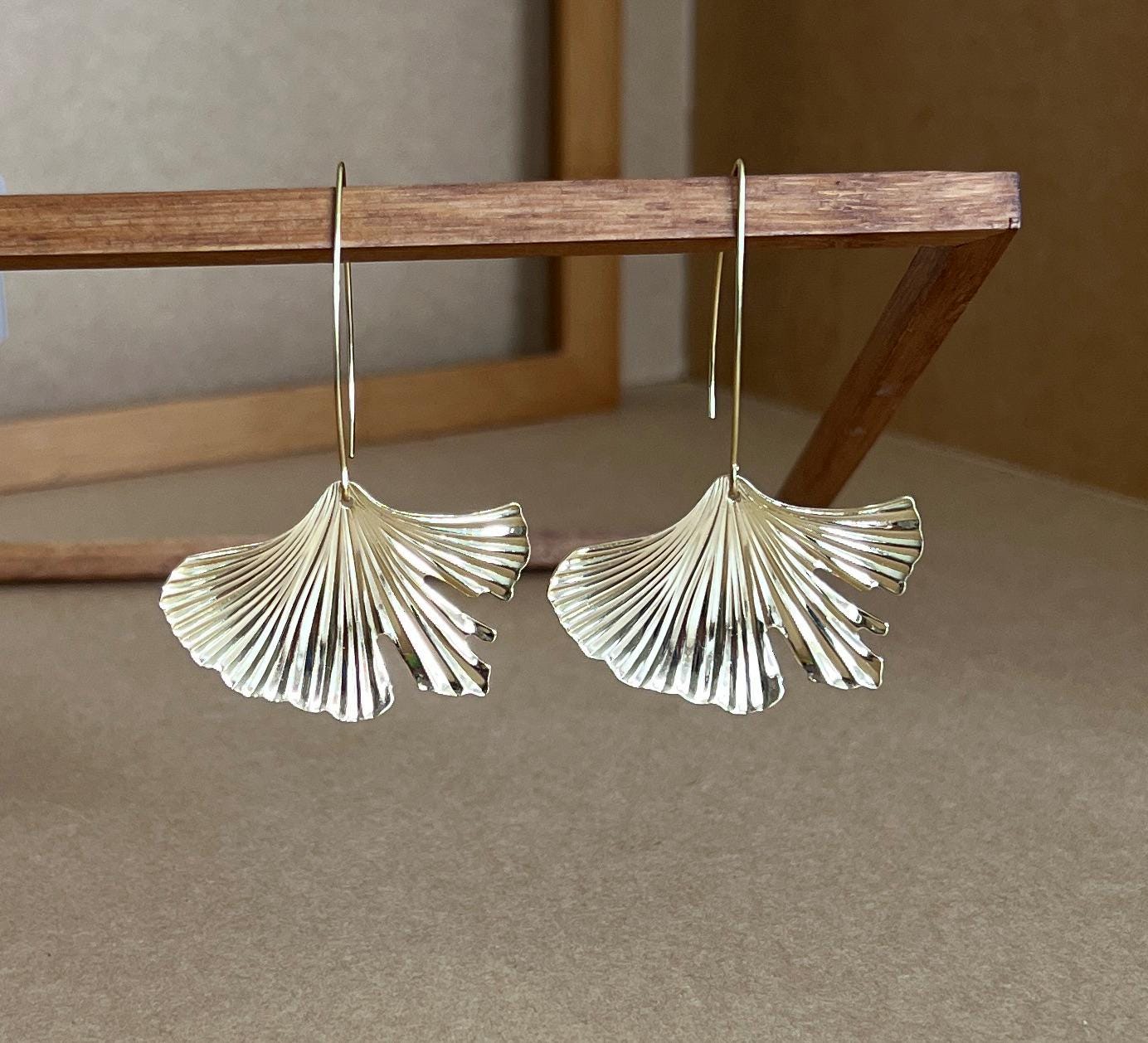 Gold ginkgo leaf earrings, long drop leaf earrings, floral earrings, minimalist earrings, boho earrings, gift earrings, gift for her