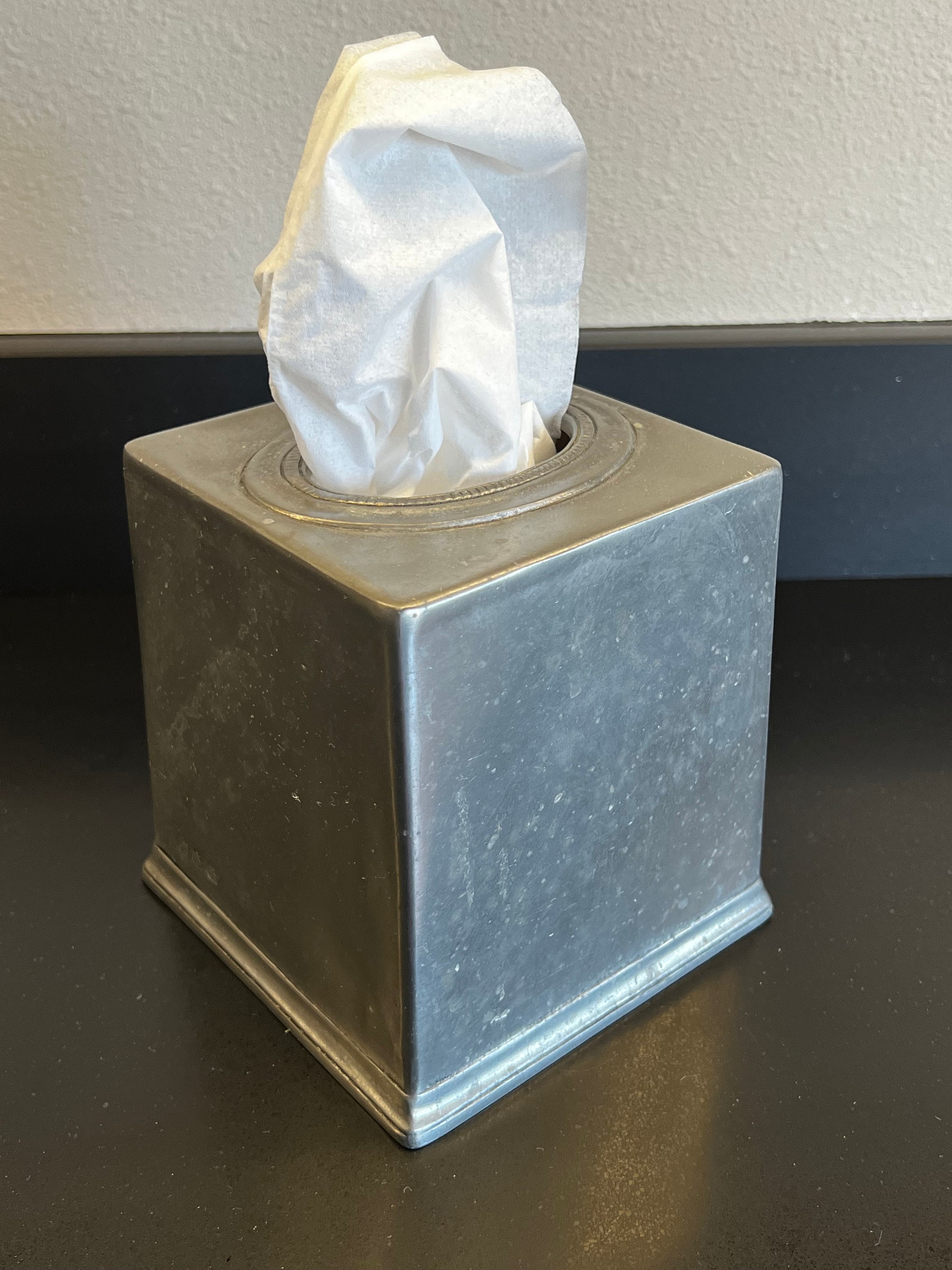 Pewter tissue box outlet