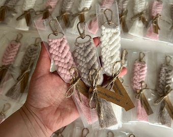 Macrame Keychain / Personalized Gifts / Wedding Favors / Baby Shower Gifts / Gift for her / Bulk Favors / Boho Keychain  / Bridesmaid Gift