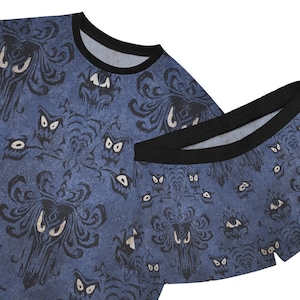 Haunted Mansion Wallpaper, Purple Women&#39;s 2-Piece Short Pajama Set