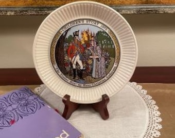 Wedgwood Children's Story Plate, "The Tinder Box" by Hans Christian Andersen 1972