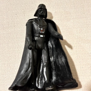 Vintage Star Wars Darth Vader with Cape ©GMFGI 1977 by Kenner
