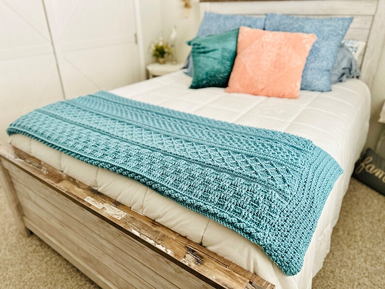 Celtic Treasures Afghan, Premium Irish Crochet Throw, Seafoam Blue Soft