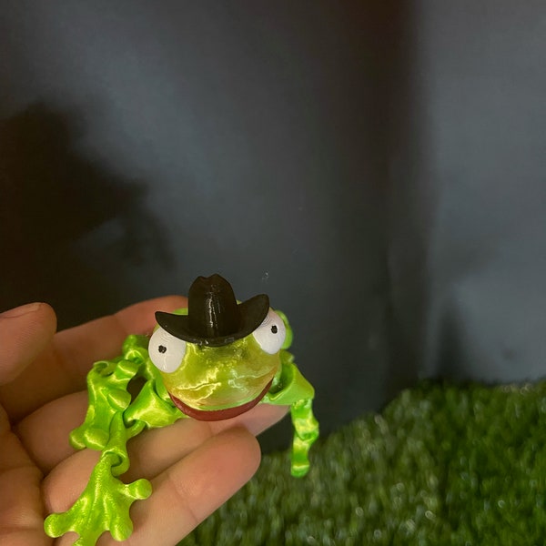 Cowboy frog Flexible Figurine Articulated sculpture limited edition, pla, 3dprinted, toy, fidget, fidget, adhd