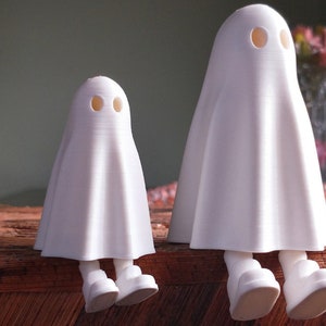 Cute Halloween Ghost With Feet 3D Printed Ghost Decoration as seen on Tiktok with Hidden Feet / Halloween Ghost Decor / Trick or Treat Ghost