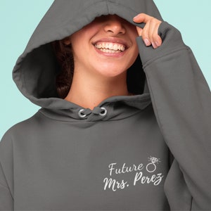 Future Mrs Sweatshirt, Custom Engagement Hoodie, Bride to Be Gift, Bride Hoodie, Custom Engagement Gift, New Mrs Sweater, Custom Bridal Gift