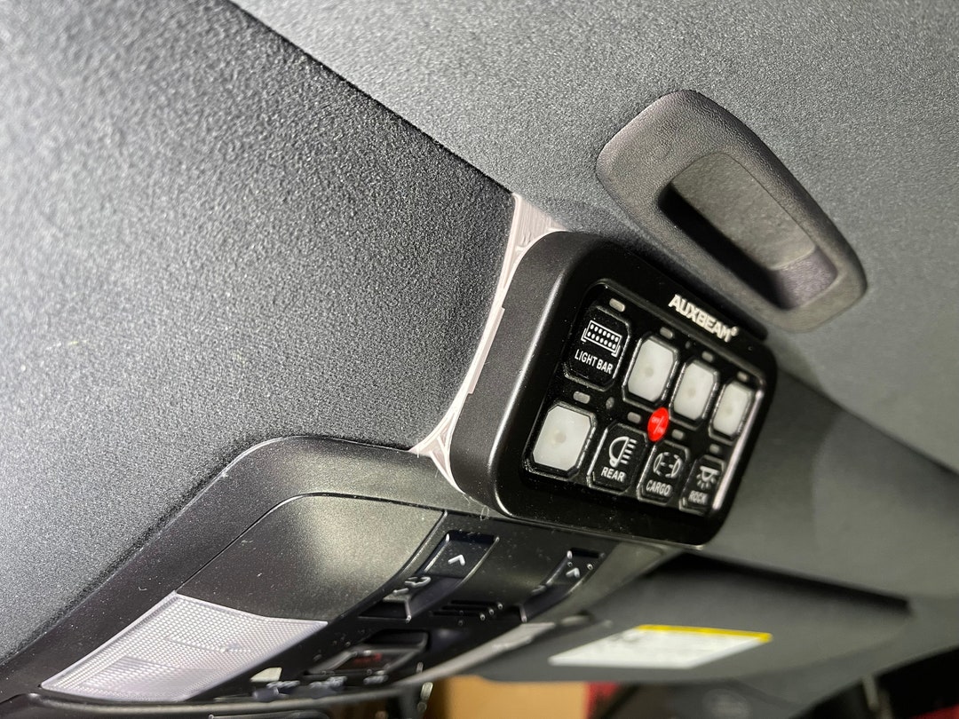 Auxbeam 8 Gang Switch Panel Custom Mount - Lexus GX460 3D