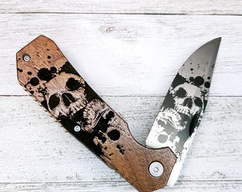 Walnut Skull Engraved "Buck Knives" Matrixx 3.3 Folding Buck Knife - Great Gift!