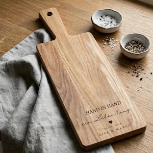 Hochzeitsgeschenk personalisiert, Geschenk Hochzeit, Hochzeit Geschenk, Schneidebrett, Schneidebrett personalisiert, Hochzeit Schneidebrett Eiche Hand in H.
