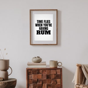 Rosefinch Stone Targa In Metallo Retrò "Time Flies When You're Having Rum" – 20x30 Cm