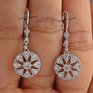 フローラルレバーバックイヤリング、ラウンドカットモアッサナイトアンティークエドワードイヤリング、アンティークドロップダングルイヤリング、14Kソリッドホワイトゴールドイヤリング