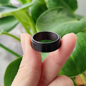 Spinner Ring Black Ring