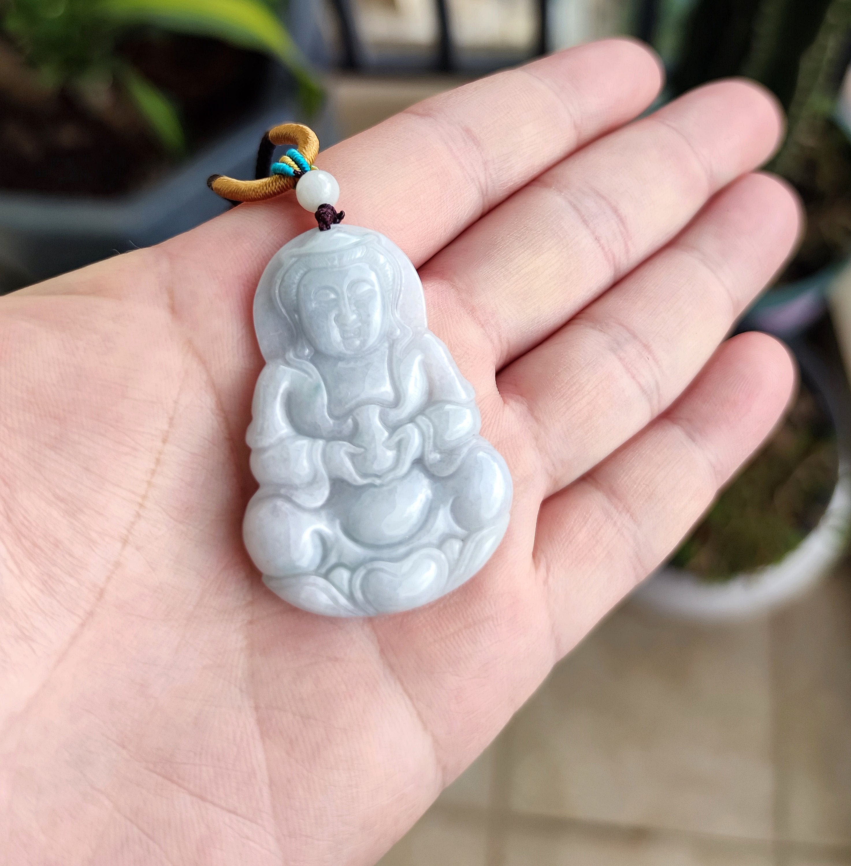 ビルマ産翡翠観音翡翠ペンダントネックレス：グレードA翡翠 - Etsy 日本