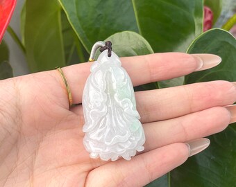 ビルマ　翡翠　ネックレス　天然石　美術品　骨董品 本物のビルマ産翡翠ペンダントネックレス グレードA - Etsy 日本