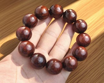 Red Sandalwood Beaded Bracelet: Natural Wood, Large Beads