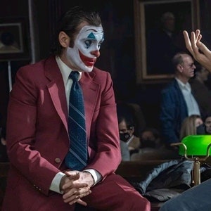 Joker 2024 Maroon Tweed 2 Piece Suit Halloween Costume For Men Joker Cosplay Costume for Theater show.