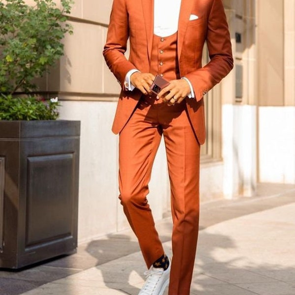 Men's Rustic 3 Piece Suit Groom's Wedding Suit Notch Lapel Perfect Suit For Formal Event Classic Rust Suit For Men.