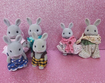 Familia de cinco osos grises perennes de Sylvanian Families