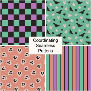 Puede incluir: Cuatro patrones sin costuras coordinados. Uno presenta un dise&ntilde;o de tablero de ajedrez en negro, morado y verde azulado. Otro tiene murci&eacute;lagos y estrellas sobre un fondo verde azulado. Un tercero tiene calaveras sobre un fondo melocot&oacute;n. El &uacute;ltimo tiene rayas verticales.