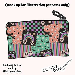 Op de afbeelding: Een rechthoekig etui met ritssluiting met een patchwork-ontwerp met schedels, vleermuizen, regenbogen en sterren in tinten perzik, groen, paars en zwart. De tekst "(mock up for illustration purposes only)" staat bovenaan. De tekst "Find easy to use Mock up files in our shop" staat onderaan.