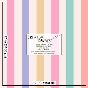 Pu&ograve; includere: Un download digitale di uno schema senza cuciture con strisce verticali in rosa, lilla chiaro, beige, verde chiaro e corallo. Lo schema misura 12 pollici per 12 pollici e 300 DPI. Il testo "CREATIVE DRAWS Design" &egrave; in un rettangolo nero al centro dell'immagine.