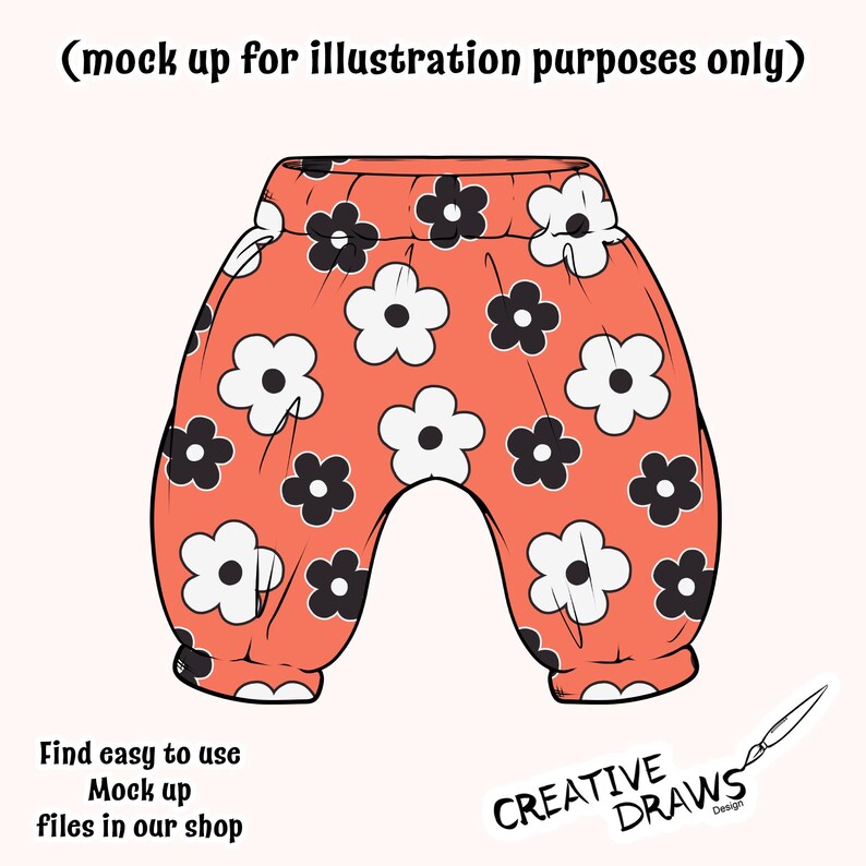 Puede incluir: Pantalones de beb&eacute; de color coral con un estampado floral de flores blancas y negras. Los pantalones tienen cintura y pu&ntilde;os fruncidos. El texto en la parte superior dice "(mock up for illustration purposes only)" y en la parte inferior "Find easy to use Mock up files in our shop".