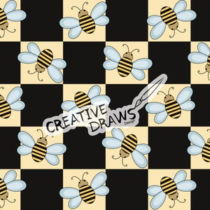 以下が含まれることがあります： 黒とベージュの市松模様の背景に、黒と黄色の縞模様と青い羽根を持つ漫画の蜂が描かれたシームレスなパターン。画像の中央には「CREATIVE DRAWS Design」というテキストが表示されています。