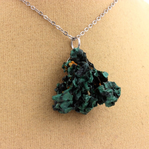 Pierre naturelle, Collier Malachite brut. Collier original