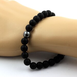 Pulsera de ónix negro mate + cuentas de hematita. Piedras naturales